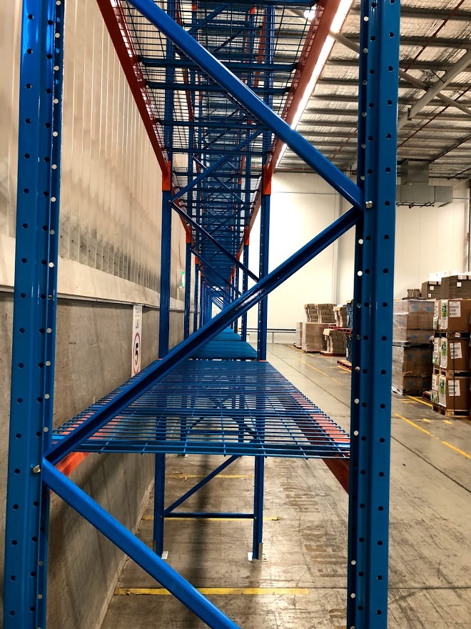 Pallet racking and more – Blue Pallet Racking Fames